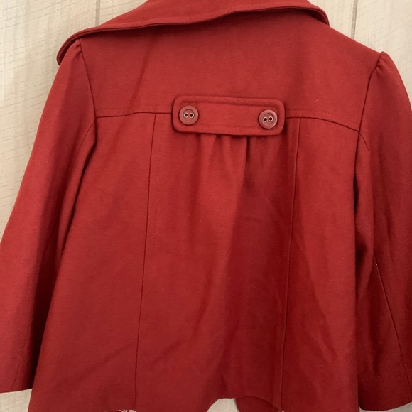 cape jacket w/ buttons - Picture 4 of 5
